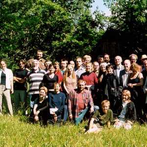 album/2002-group-photo-01